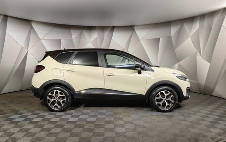 Renault Kaptur I рестайлинг, 2017 год, 1 385 000 рублей, 6 фотография