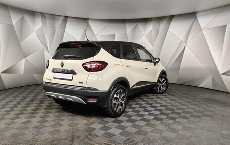 Renault Kaptur I рестайлинг, 2017 год, 1 385 000 рублей, 2 фотография