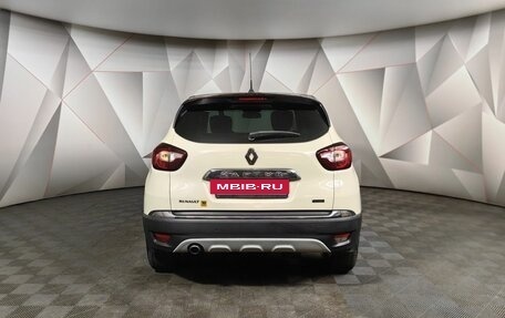 Renault Kaptur I рестайлинг, 2017 год, 1 385 000 рублей, 8 фотография