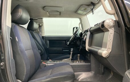 Toyota FJ Cruiser, 2007 год, 2 100 000 рублей, 15 фотография