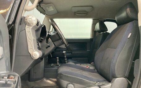 Toyota FJ Cruiser, 2007 год, 2 100 000 рублей, 14 фотография