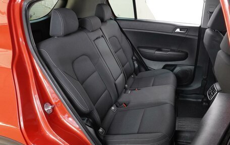 KIA Sportage IV рестайлинг, 2018 год, 2 259 000 рублей, 7 фотография