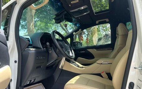 Toyota Alphard III, 2022 год, 9 807 887 рублей, 8 фотография