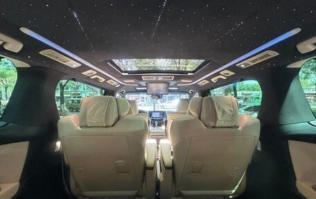 Toyota Alphard III, 2022 год, 9 807 887 рублей, 16 фотография