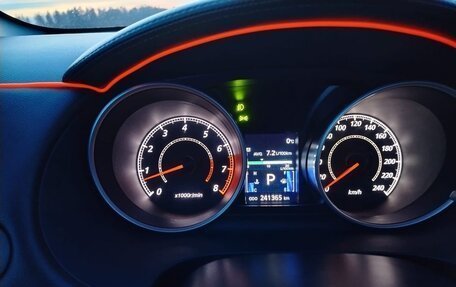 Mitsubishi Outlander III рестайлинг 3, 2011 год, 1 550 000 рублей, 6 фотография