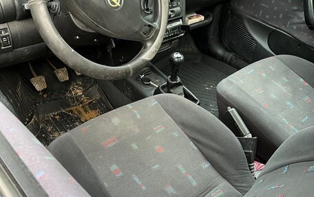 Opel Corsa B, 1998 год, 130 000 рублей, 11 фотография