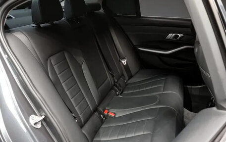 BMW 3 серия, 2021 год, 3 260 000 рублей, 12 фотография