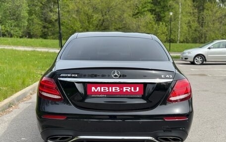 Mercedes-Benz E-Класс AMG, 2017 год, 3 900 000 рублей, 8 фотография