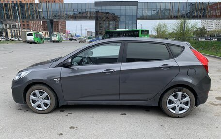 Hyundai Solaris II рестайлинг, 2011 год, 780 000 рублей, 6 фотография