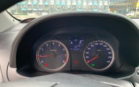 Hyundai Solaris II рестайлинг, 2011 год, 780 000 рублей, 12 фотография