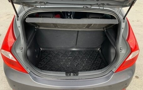 Hyundai Solaris II рестайлинг, 2011 год, 780 000 рублей, 11 фотография