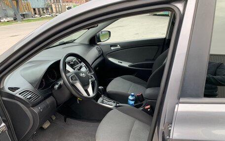 Hyundai Solaris II рестайлинг, 2011 год, 780 000 рублей, 14 фотография