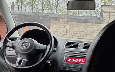 Volkswagen Polo VI (EU Market), 2013 год, 1 200 000 рублей, 13 фотография
