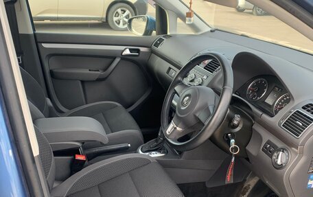 Volkswagen Touran III, 2013 год, 1 069 000 рублей, 5 фотография