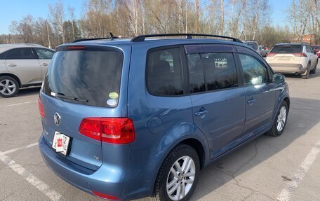 Volkswagen Touran III, 2013 год, 1 069 000 рублей, 3 фотография