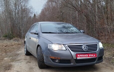 Volkswagen Passat B6, 2006 год, 330 000 рублей, 1 фотография
