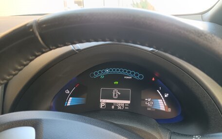 Nissan Leaf I, 2015 год, 870 000 рублей, 17 фотография