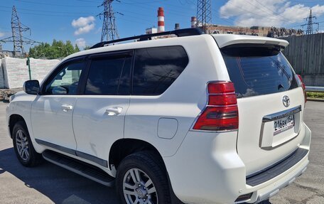 Toyota Land Cruiser Prado 150 рестайлинг 2, 2010 год, 3 100 000 рублей, 7 фотография