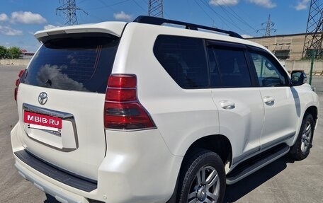 Toyota Land Cruiser Prado 150 рестайлинг 2, 2010 год, 3 100 000 рублей, 3 фотография