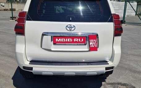 Toyota Land Cruiser Prado 150 рестайлинг 2, 2010 год, 3 100 000 рублей, 2 фотография