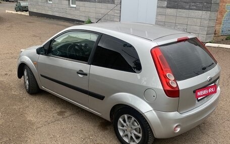 Ford Fiesta, 2006 год, 274 000 рублей, 4 фотография