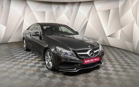 Mercedes-Benz E-Класс, 2015 год, 2 343 000 рублей, 3 фотография