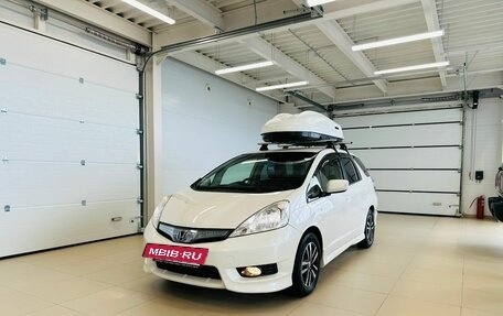 Honda Fit Shuttle I рестайлинг, 2012 год, 999 999 рублей, 2 фотография