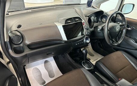 Honda Fit Shuttle I рестайлинг, 2012 год, 999 999 рублей, 13 фотография