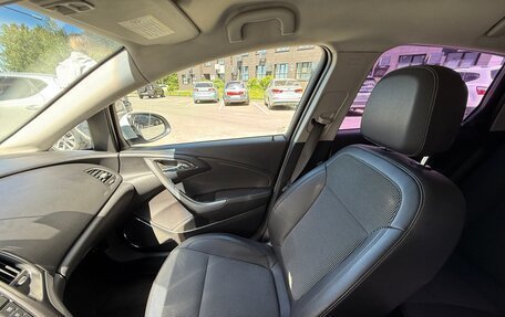 Opel Astra J, 2011 год, 830 000 рублей, 18 фотография