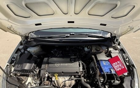 Opel Astra J, 2011 год, 830 000 рублей, 6 фотография