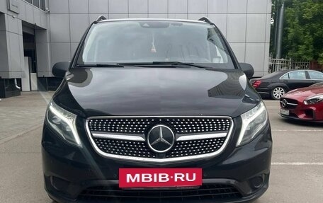 Mercedes-Benz Vito, 2019 год, 3 630 000 рублей, 2 фотография