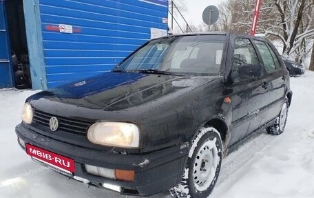 Volkswagen Golf III, 1992 год, 229 900 рублей, 2 фотография