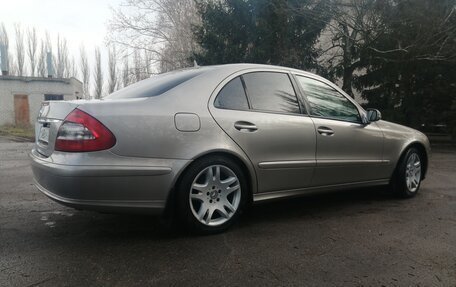Mercedes-Benz E-Класс, 2007 год, 1 050 000 рублей, 2 фотография