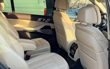 BMW X7, 2020 год, 7 000 000 рублей, 13 фотография