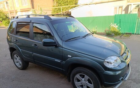 Chevrolet Niva I рестайлинг, 2014 год, 900 000 рублей, 2 фотография