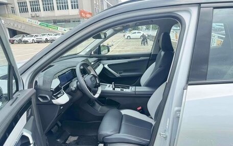 Geely Atlas, 2024 год, 2 140 000 рублей, 5 фотография