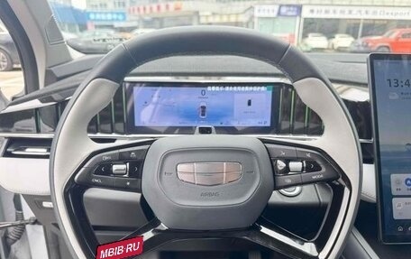 Geely Atlas, 2024 год, 2 140 000 рублей, 9 фотография