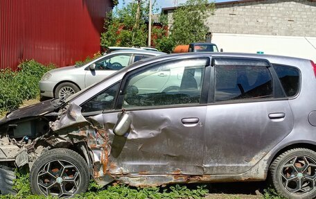 Mitsubishi Colt VI рестайлинг, 2004 год, 150 000 рублей, 3 фотография