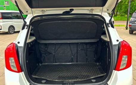 Opel Mokka I, 2013 год, 1 078 300 рублей, 28 фотография