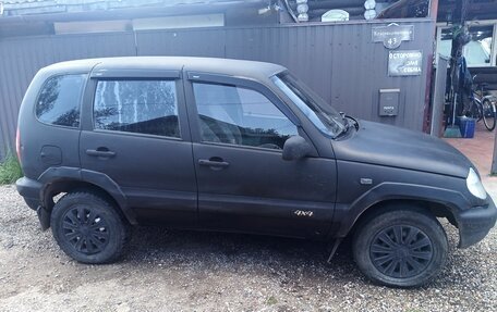 Chevrolet Niva I рестайлинг, 2003 год, 253 000 рублей, 4 фотография
