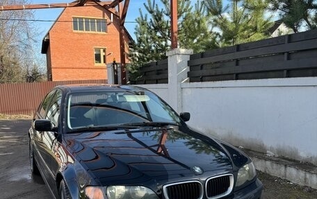 BMW 3 серия, 2004 год, 590 000 рублей, 1 фотография