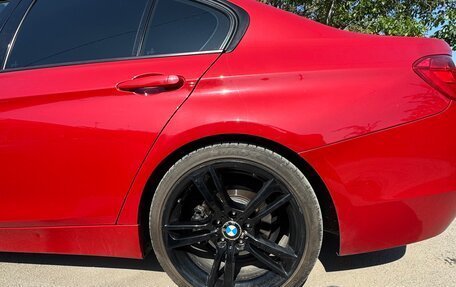 BMW 3 серия, 2011 год, 1 380 000 рублей, 13 фотография
