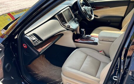 Toyota Crown, 2015 год, 2 150 000 рублей, 9 фотография