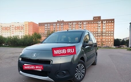 Peugeot Partner II рестайлинг 2, 2012 год, 600 000 рублей, 2 фотография