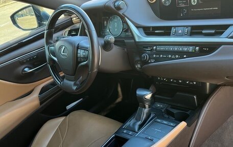 Lexus ES VII, 2018 год, 4 000 000 рублей, 5 фотография