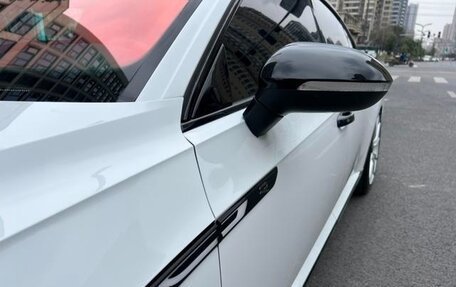 Volkswagen Passat CC, 2022 год, 2 705 000 рублей, 9 фотография