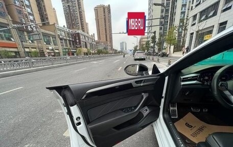 Volkswagen Passat CC, 2022 год, 2 705 000 рублей, 17 фотография