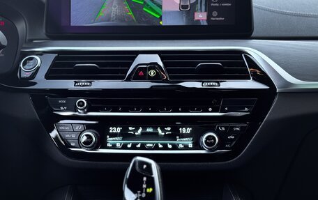 BMW 6 серия, 2020 год, 6 300 000 рублей, 11 фотография
