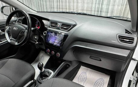 KIA Rio III рестайлинг, 2016 год, 1 350 000 рублей, 33 фотография