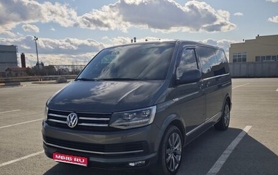 Volkswagen Multivan T6 рестайлинг, 2015 год, 3 250 000 рублей, 1 фотография